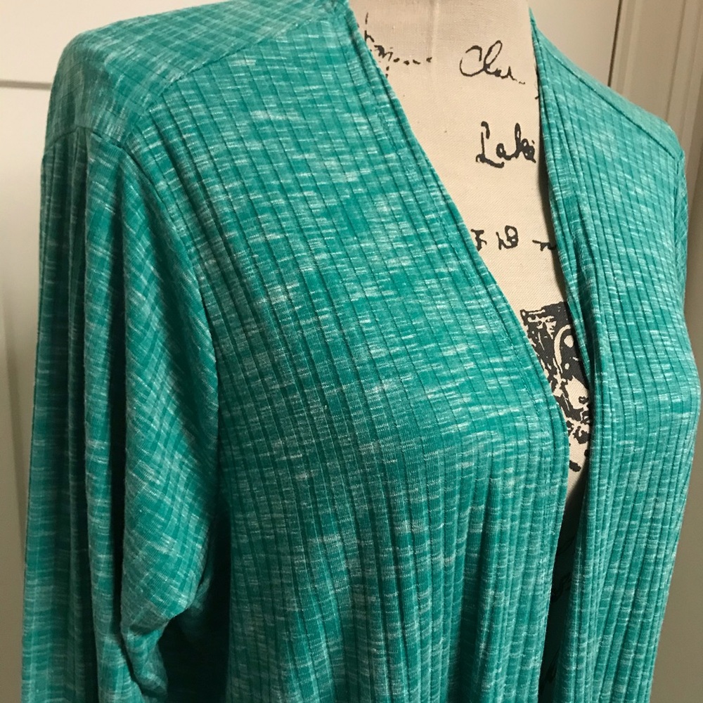 Beautiful LulaRoe Sarah NWOT